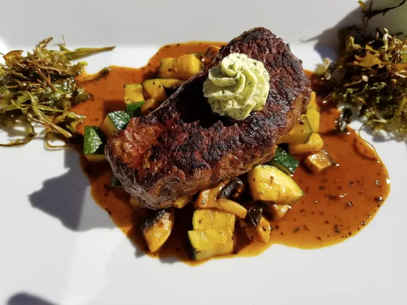 Steak mit Kräuterbutter